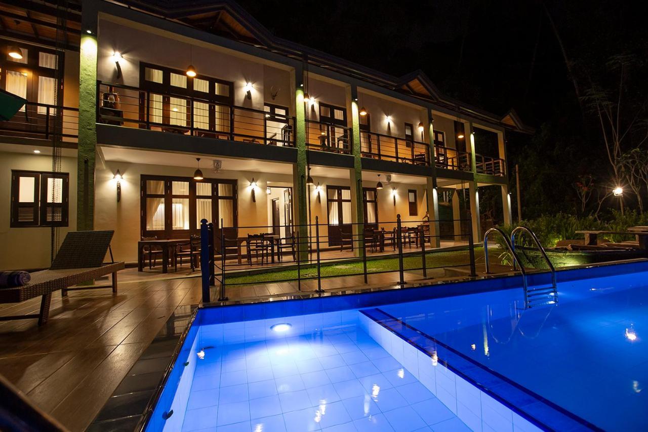 Huluganga Ridge, Kandy Karalliyadda Exterior photo