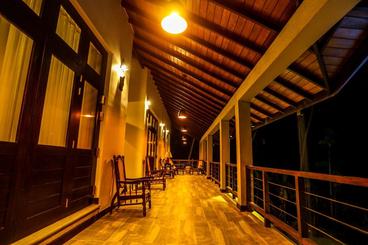 Huluganga Ridge, Kandy Karalliyadda Exterior photo
